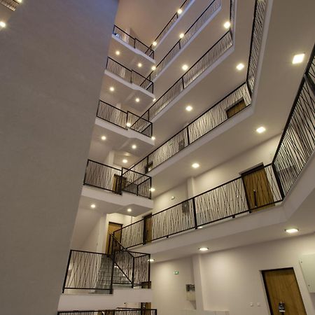 Lina - Pg, Moraca River Apartment Podgorica Eksteriør bilde