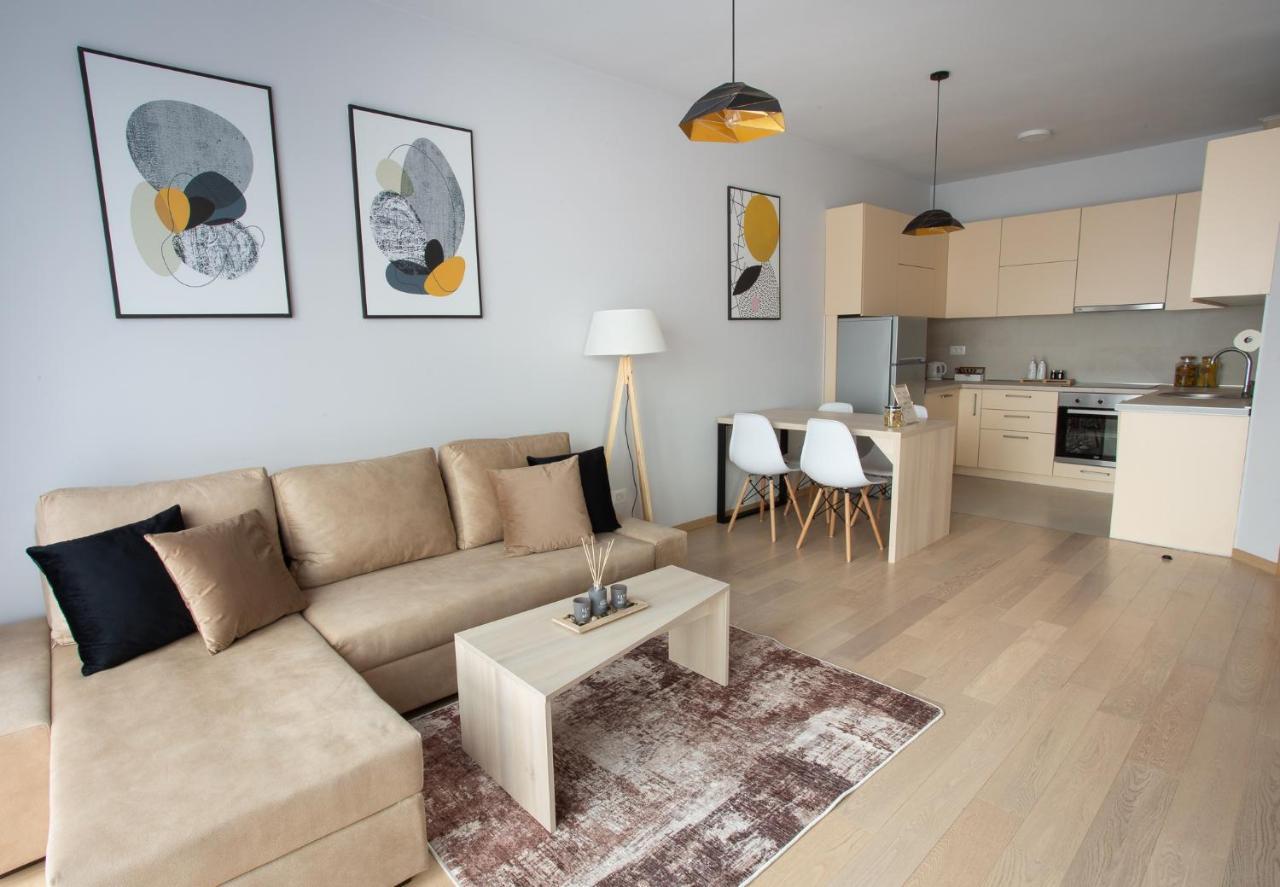 Lina - Pg, Moraca River Apartment Podgorica Eksteriør bilde