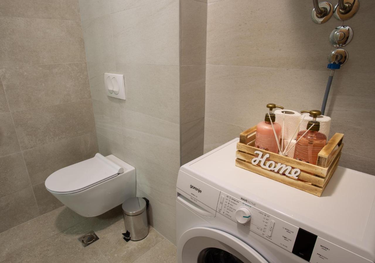 Lina - Pg, Moraca River Apartment Podgorica Eksteriør bilde