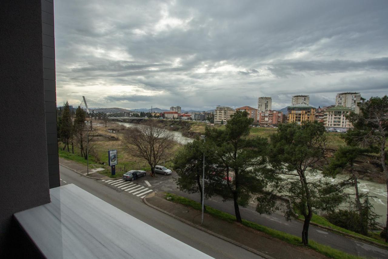 Lina - Pg, Moraca River Apartment Podgorica Eksteriør bilde